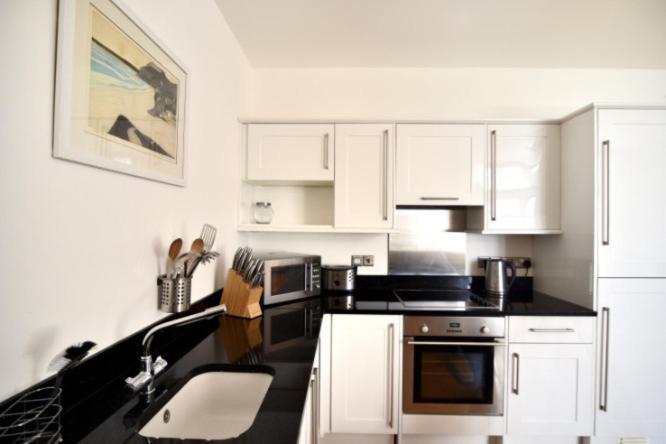 Apartament 5 Coram Tower Lyme Regis Zewnętrze zdjęcie